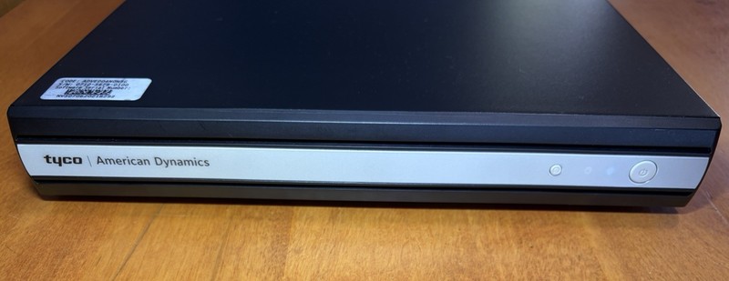 American Dynamics ADVED04N0N5G VideoEdge Compact Desktop NVR gallery
