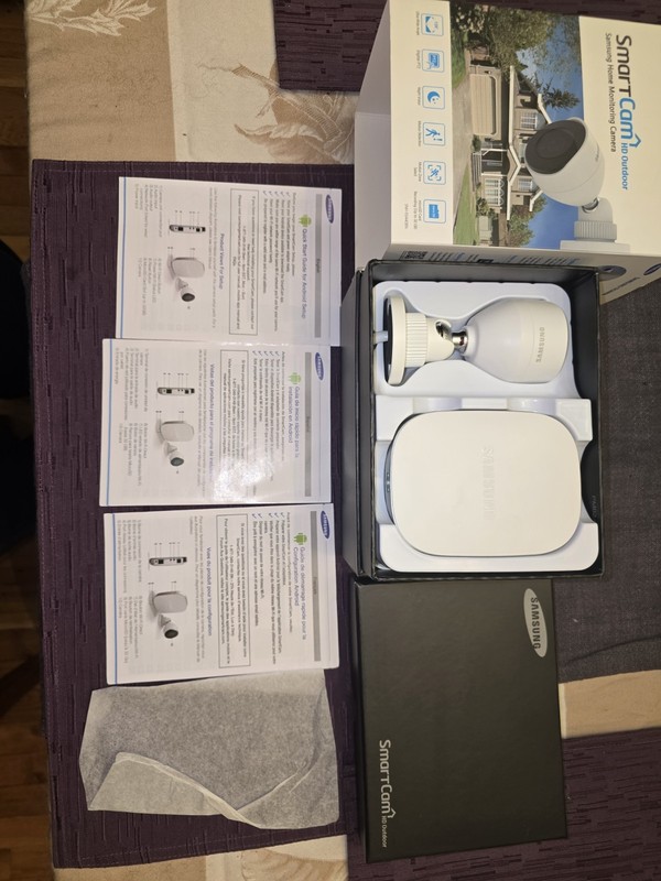 Samsung SNH-E6440 SmartCam HD Outdoor 1080p Full HD WiFi Camera gallery