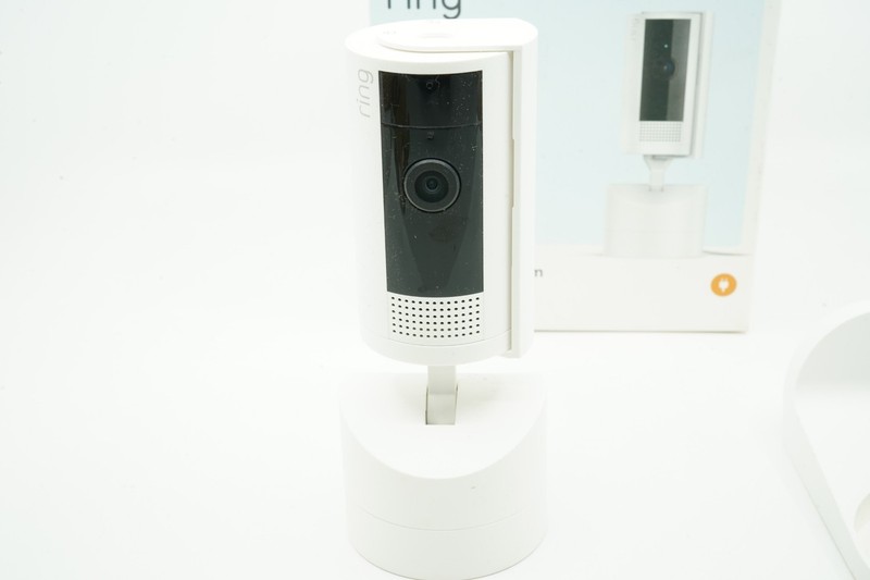Ring camera Pan-Tilt Indoor cam /1080 HD Video Plug-in - White gallery