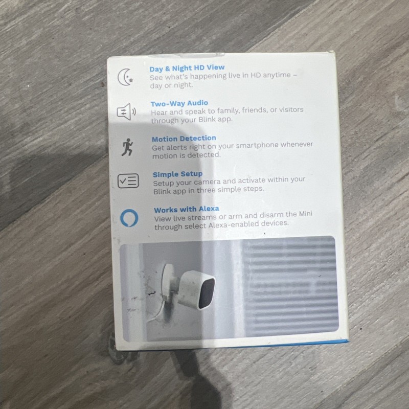 Blink Mini Indoor Plug-In Live HD Smart Security Camera (New in Box) gallery