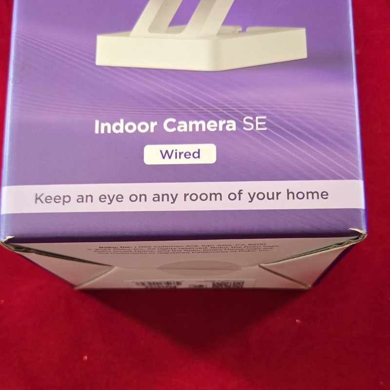 Roku Indoor Camera SE 1080p Wi-Fi White, Motion/Sound Detect, Color Night, 2-Way gallery