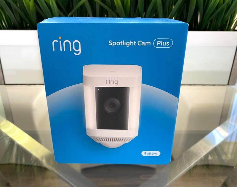 Ring Spotlight Cam Plus Battery – Outdoor/Indoor White Original Retail Packaging
