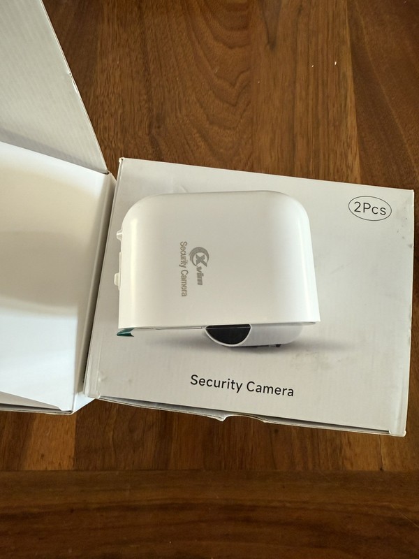 XVIM Solar Battery Powered Wireless WiFi Outdoor Home Security Camera (s38) gallery