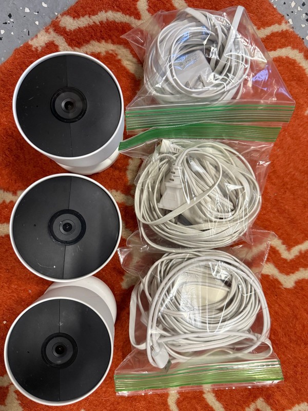 Google Nest Cam Battery 2nd Gen Indoor Outdoor Security Camera 3 Pack