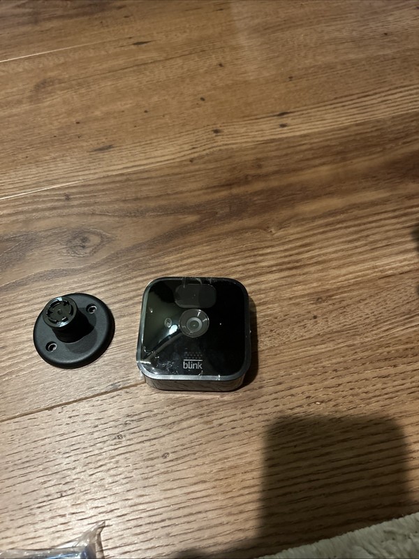 Blink Outdoor 3rd Gen Wireless Security Camera – 1080p HD – Brand New gallery
