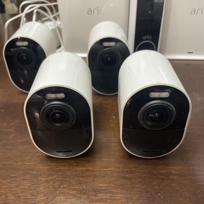 Arlo Security Camera Bundle Lot: SmartHubs, Cameras, Doorbell gallery
