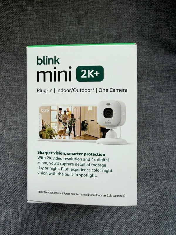 Blink Mini 2K+ (newest model) Plug-in Home & Pet Security Camera (White) NEW gallery