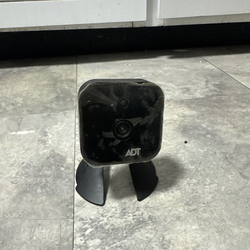 ADT RC8325-V2 Pulse Wireless Network Day/Night Security Camera