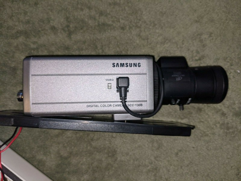 Samsung SCC-130BN Digital Color Security Cameras with Weatherproof Case 