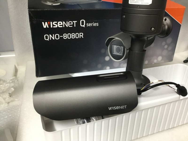 Wisenet QN0-8080R Network Bullet Camera W/ 5MP 3.2-10mm Motorized/Varifocal NEW! gallery