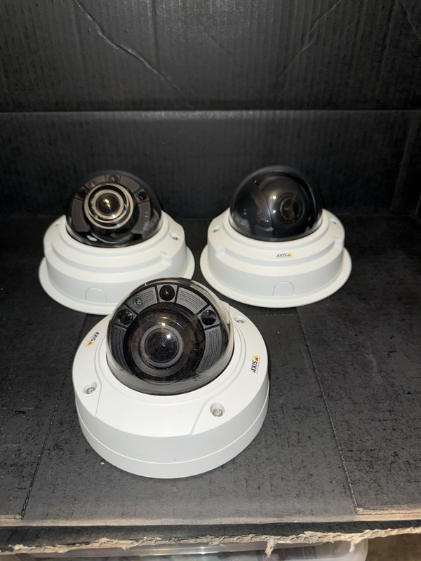 AXIS P3235-LV Network Camera gallery