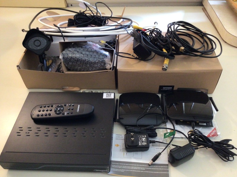 Defender Security Receiver Model# 21101 with Four New Wired Cameras 520 TVL