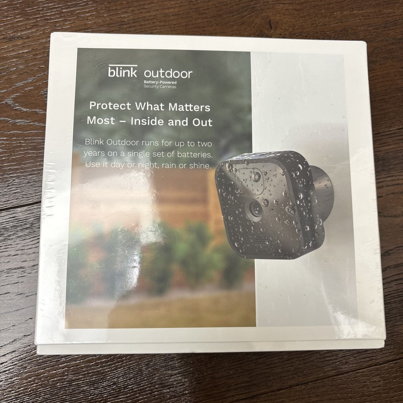 BLINK OUTDOOR BATTERY POWERED 2 CAMERA SYSTEM SEALED gallery