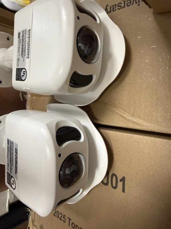 (4) Digital Watchdog MEGApix DWC-MPBW8WI2TW 8MP Camera Outdoor Bullet Panoramic gallery