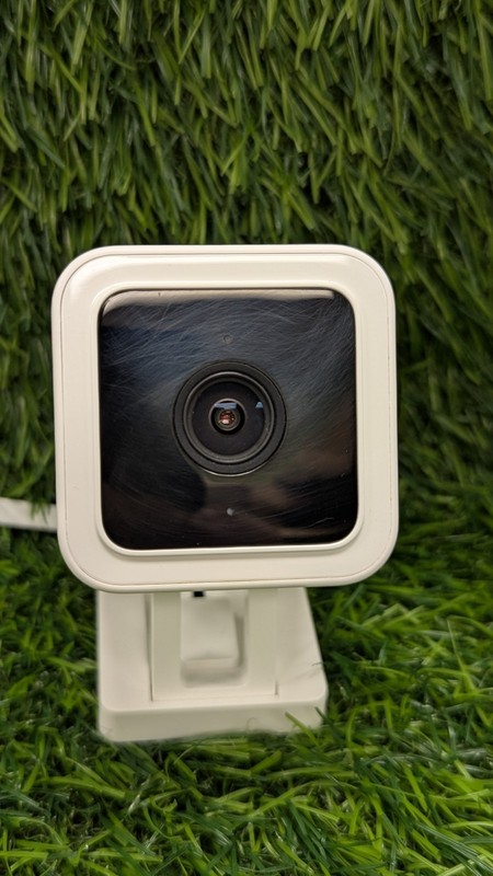 Roku Smart Home Indoor Camera SE Wi-Fi Security Camera Wired Tested Working gallery