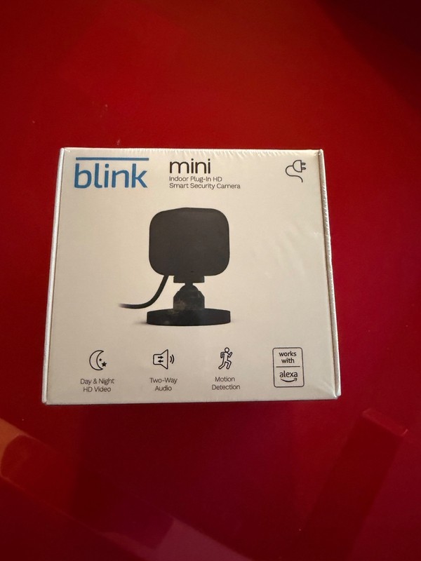 Blink BCM00300UB Mini Indoor 1080p Wi-Fi Security Camera - Black