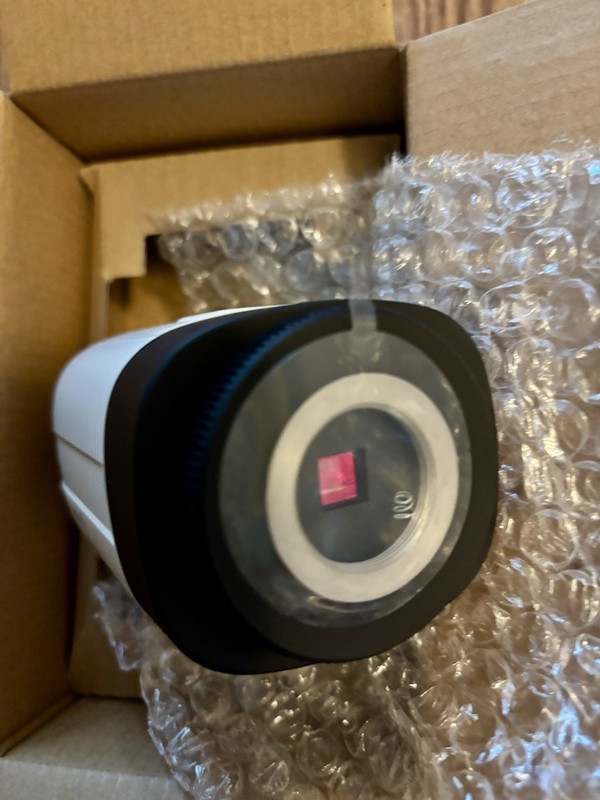 Wisenet SCB-6005 Analog HD Box Security Camera gallery