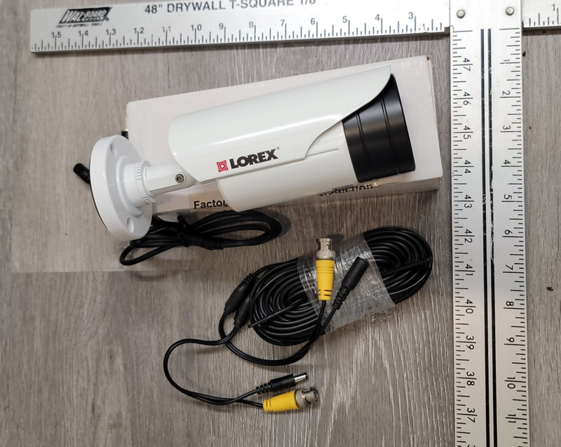Lorex 960H 700TVL CCD Camera & Cable Waterproof Bullet Indoor/Outdoor