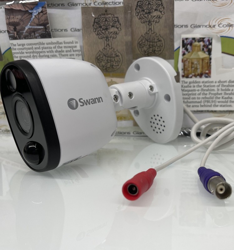 Swann SWPRO-4KWLB Home Security Camera (L2)