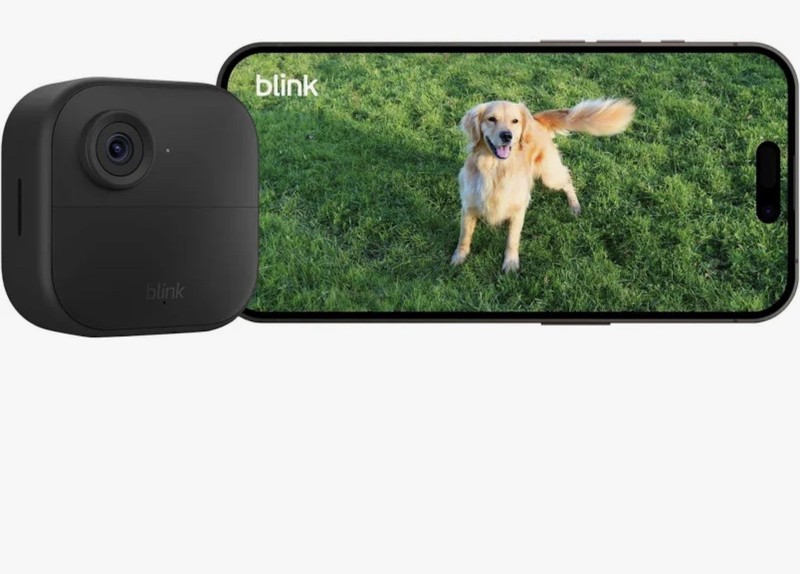 Blink Outdoor 4 – Wireless smart security camera, two-year battery life, 1080p gallery