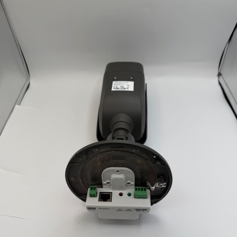 Luma Surveillance 510 Series 4MP Bullet IP Camera Gray LUM-510-BUL-IP-GR PoE NIB gallery