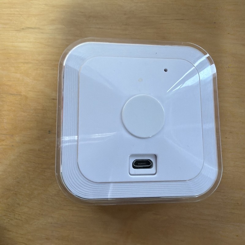 Blink Sync Module Wireless Home Monitoring System BSM00200U And Extra Camera gallery