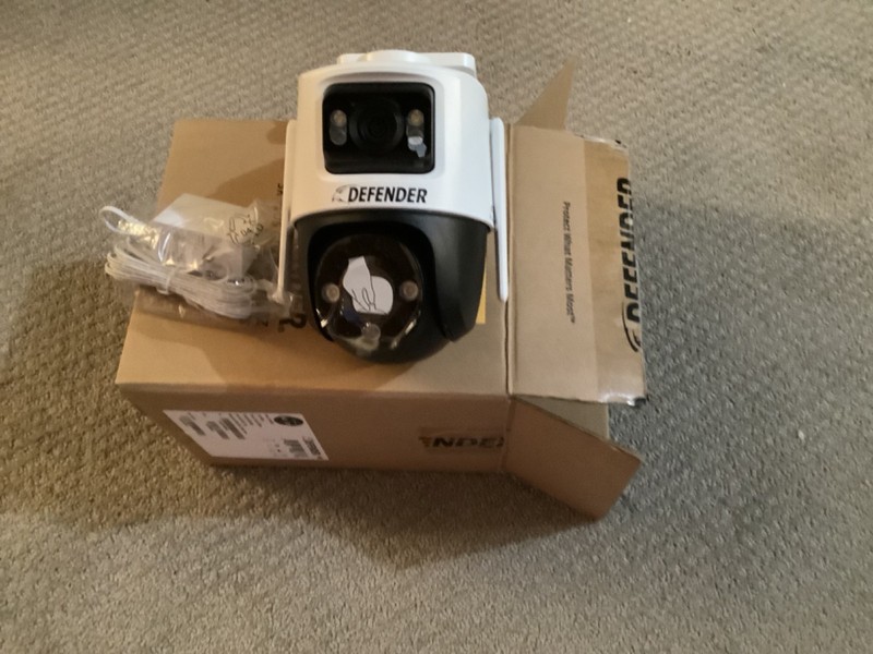 Defender AI Powered GuardPro 3K PLUS Dual Lens PTZ 256GB Plug-in Outdoor NEW