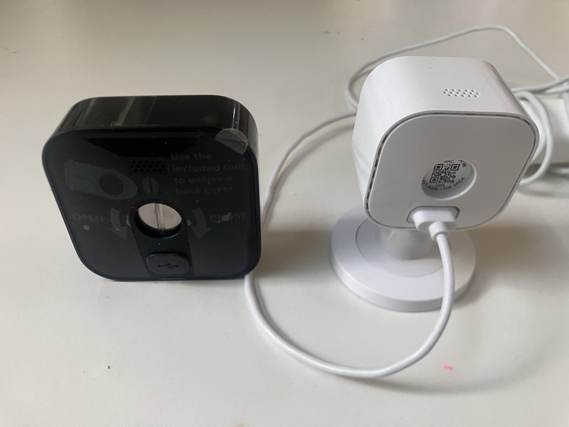 Blink Outdoor (3rd Gen) Camera w/Mount + Blink Mini Indoor gallery