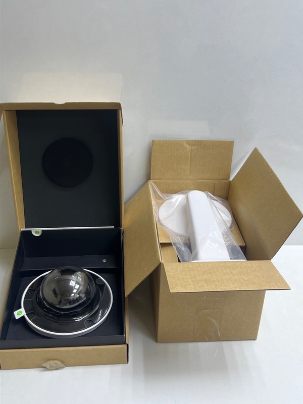 CISCO MERAKI MV72-HW VARIFOCAL OUTDOOR CAMERA WITH CISCO MERAKI MA-MNT-MV-10