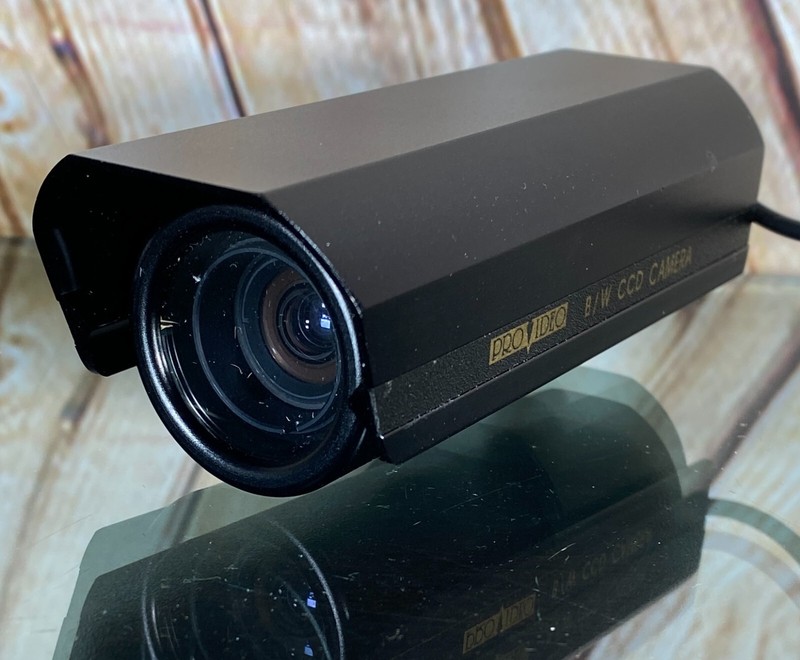 Speco CVC-1705 B/W Weatherproof Varifocal Bullet Camera Indoor/Out 4-9mm Lens gallery