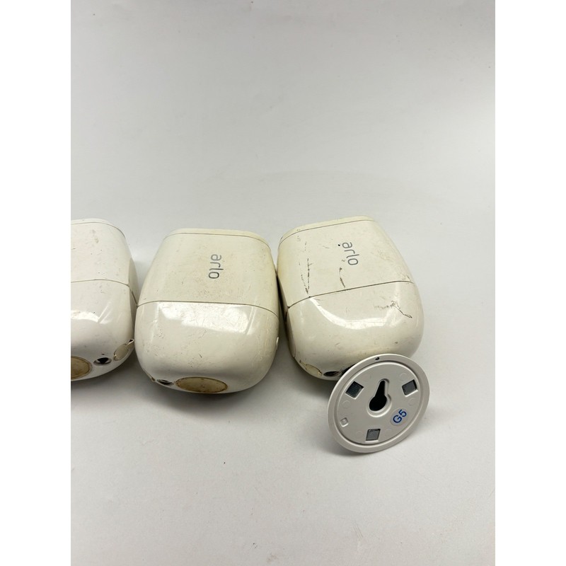 Arlo Pro 2 VMC4030P Wireless 1080p HD Security Camera Lot of 3 with Battery gallery