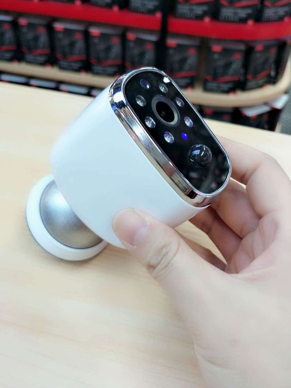 Battery Powered WiFi Wireless Security IP Camera PIR Surveillance Camera gallery