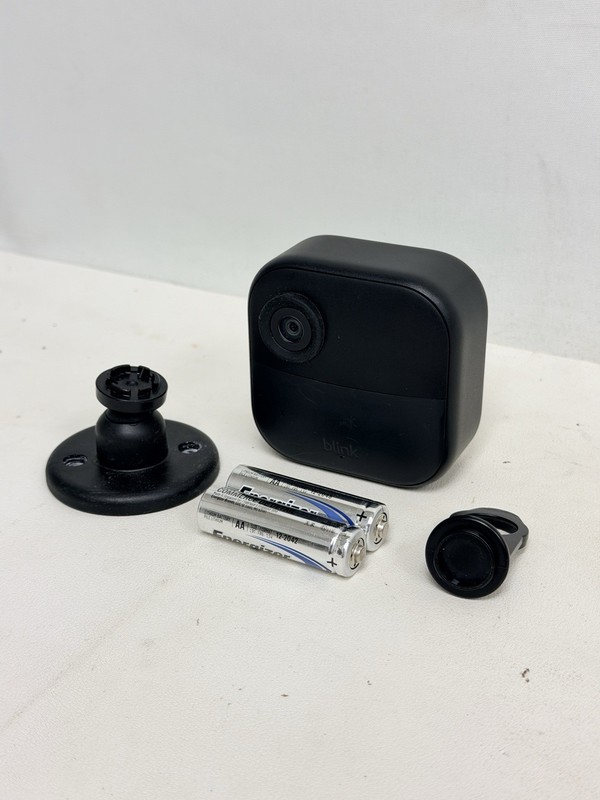 Blink Outdoor 4 – Wireless 1080p Security Camera. READ