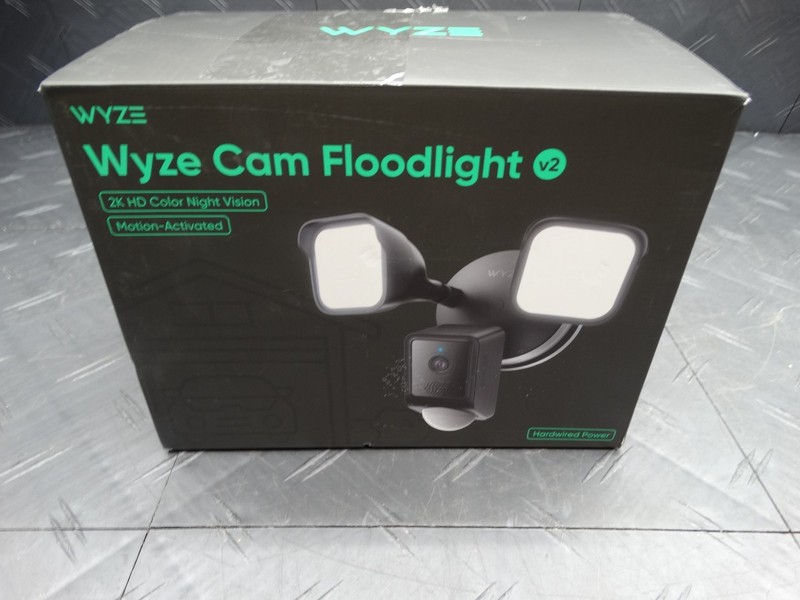 WYZE Wired Outdoor Wi-Fi Floodlight v2 Home Security Camera with 2K Video BLACK