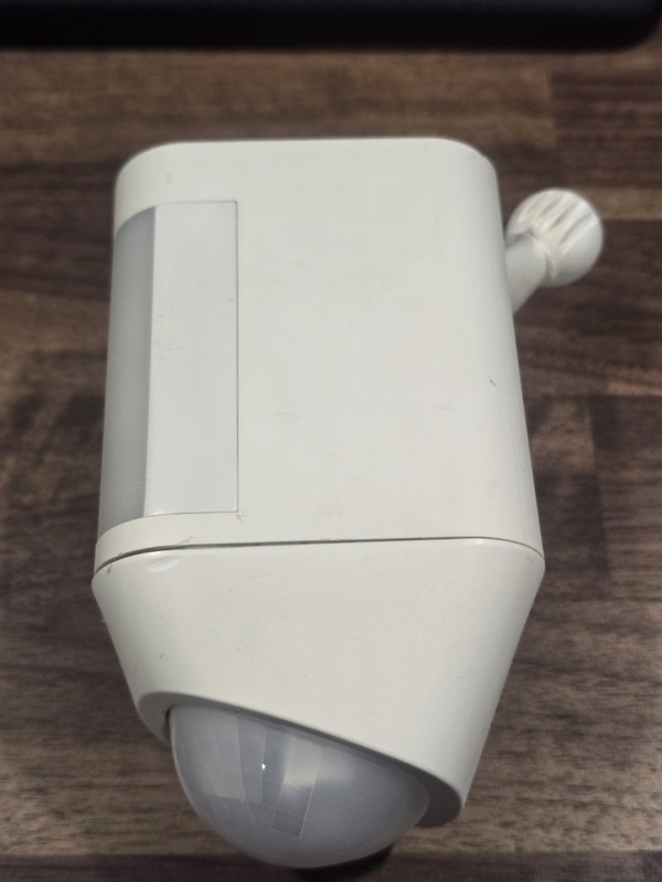 2x Ring Spotlight Cam Battery Security Cameras Tested Working W 4 Batterys White gallery
