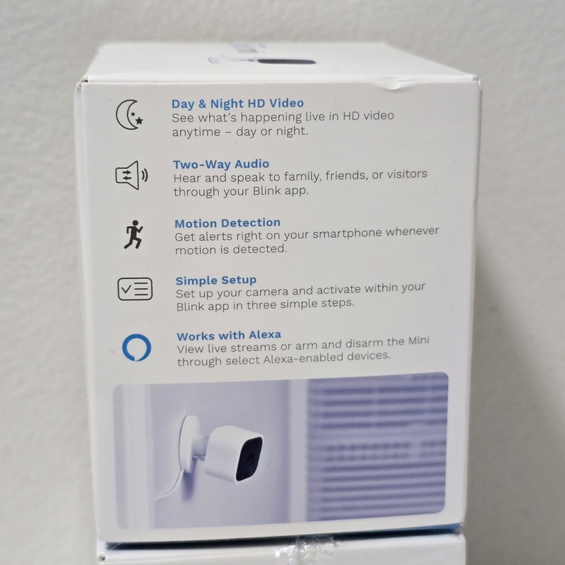 Blink Mini Indoor 1080p Wi-Fi Security Camera BCM00300U White 2 Pack New READ gallery