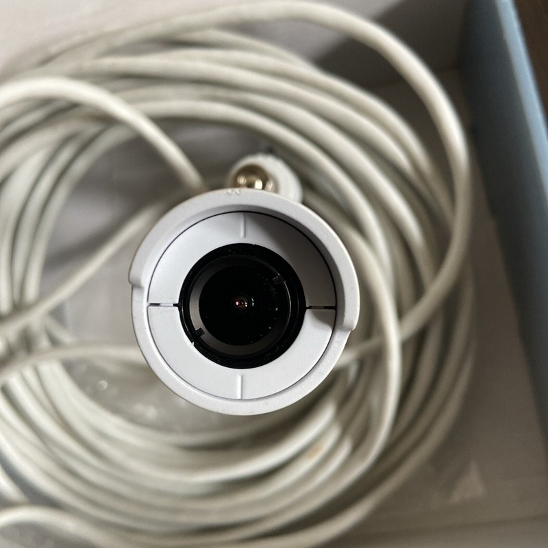 Axis M2014-E High-Performance Compact Bullet Outdoor Mini POE 0549-001 gallery