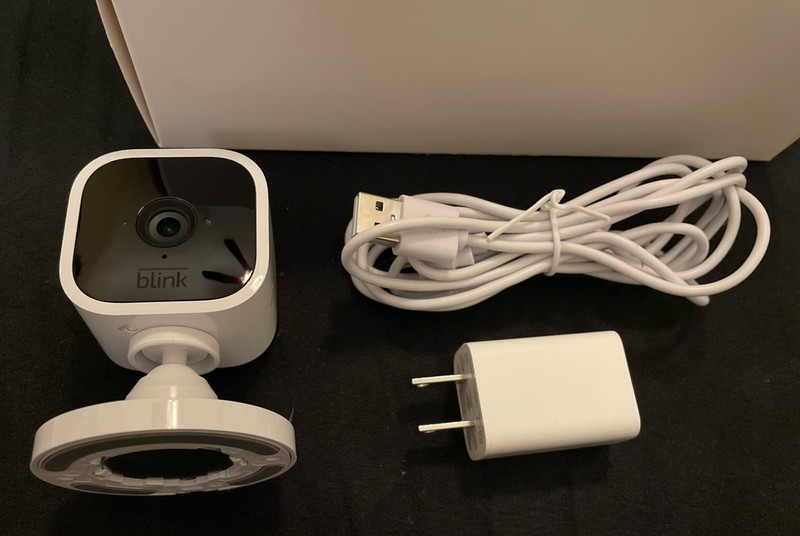 Blink Mini Indoor HD Smart WiFi Security Camera 2-Pack Wired One New In Box gallery