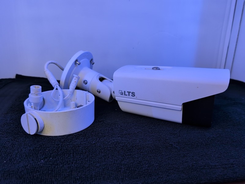 LTS Outdoor Bullet IP Camera 4MP -CMIP9342W -Preowned
