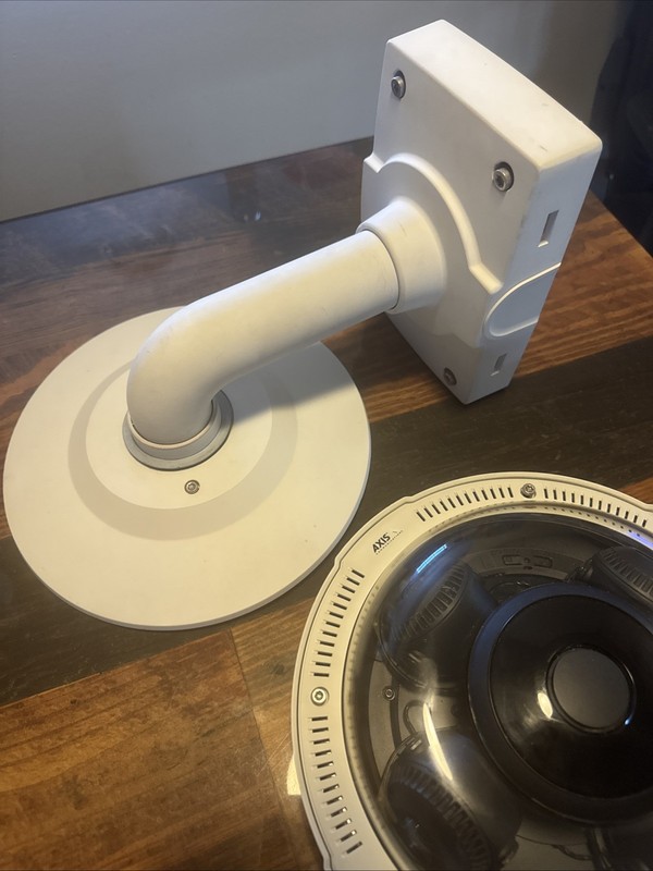 USED AXIS P3717-PLE 8MP 4-Sensor Outdoor IP Dome Camera PoE+ IR w/ Mount Bracke gallery