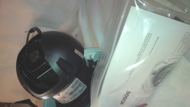 UNUSED Bosch AutoDome G3 Camera LTC 0825/27C Indoor Pendant 18X Zoom - NIB!! gallery