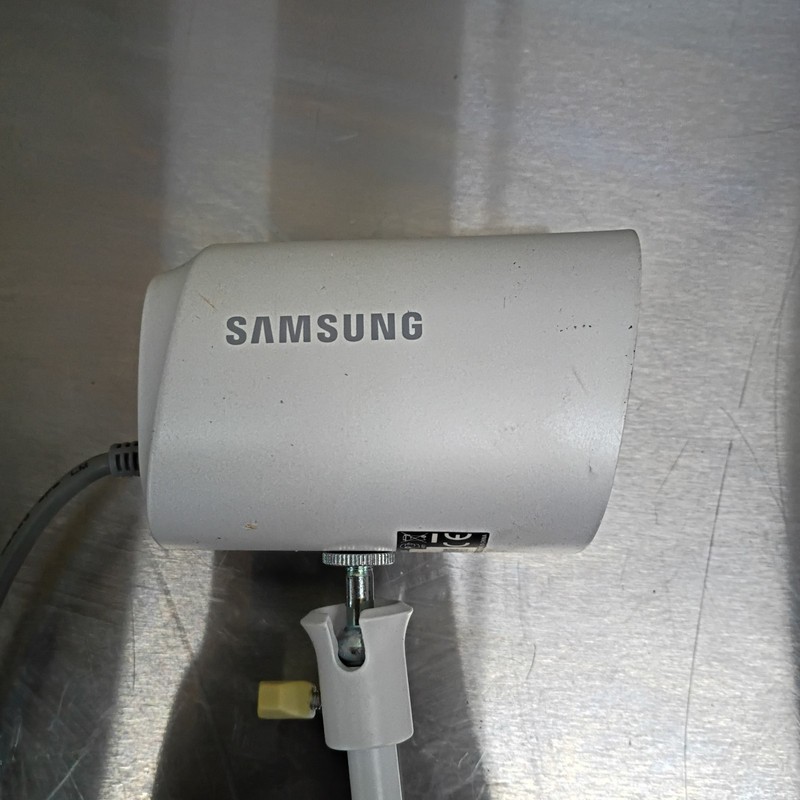 Samsung SEB-1005R Bullet Camera POE Camera Waterproof Digital Color W STAND W5C5 gallery