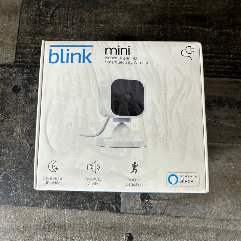 Blink Mini Indoor Plug-In HD Smart Security Camera White Alexa New Sealed gallery