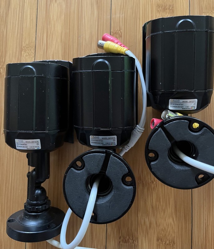 LOT OF 3 UNTESTED Q-See QM1201B Outdoor/Indoor Analog Color HD Security Cameras gallery