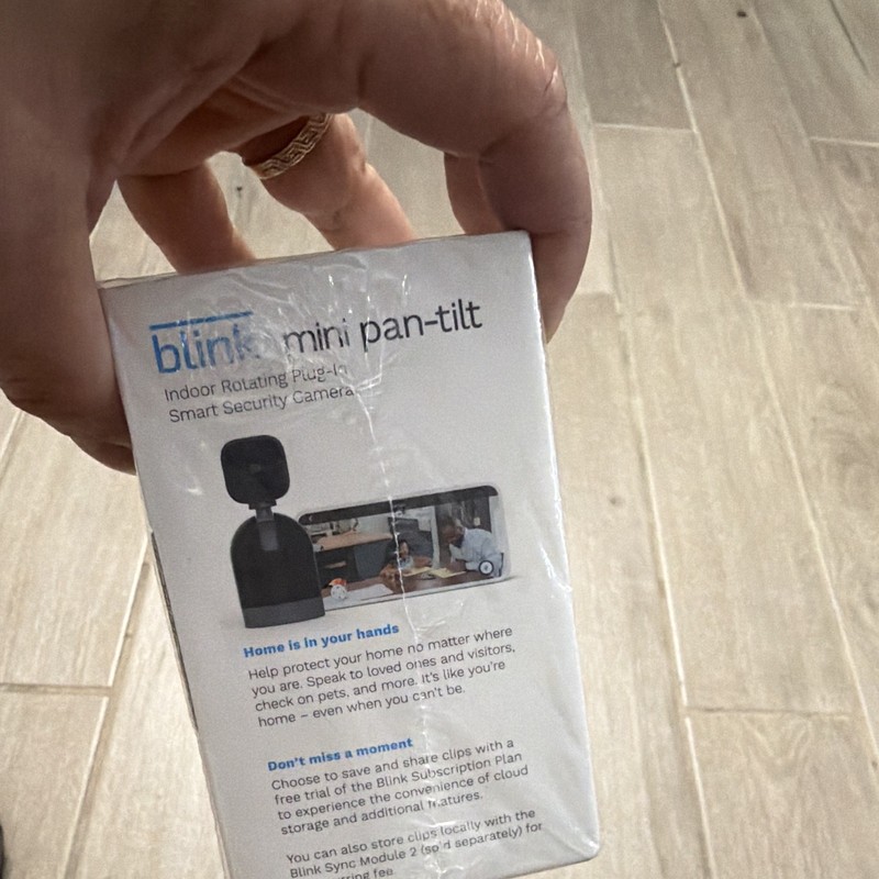Blink Mini Pan-Tilt 1080p Indoor Wi-Fi IP Camera, Motion Detect, 2-Way Audio gallery
