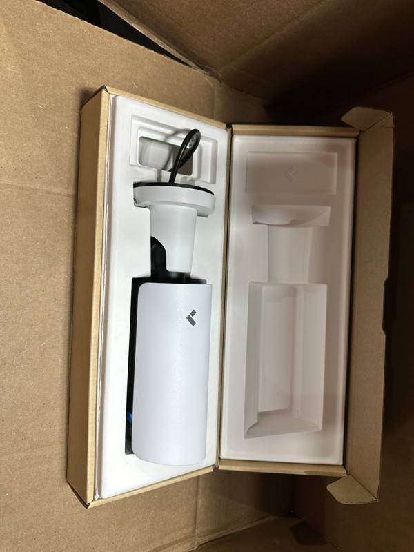 Verkada CB62-E Bullet Security Camera, 4K UHD, 3x Optical gallery