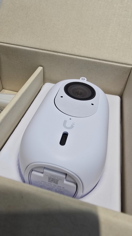 Ubiquiti UniFi G6 Instant Camera - White (UVC-G6-INS-W-US) gallery