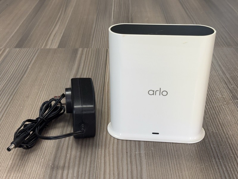 Arlo Ultra VMB5000 Smart Hub Base Station for Arlo Pro Hub + Power Cord