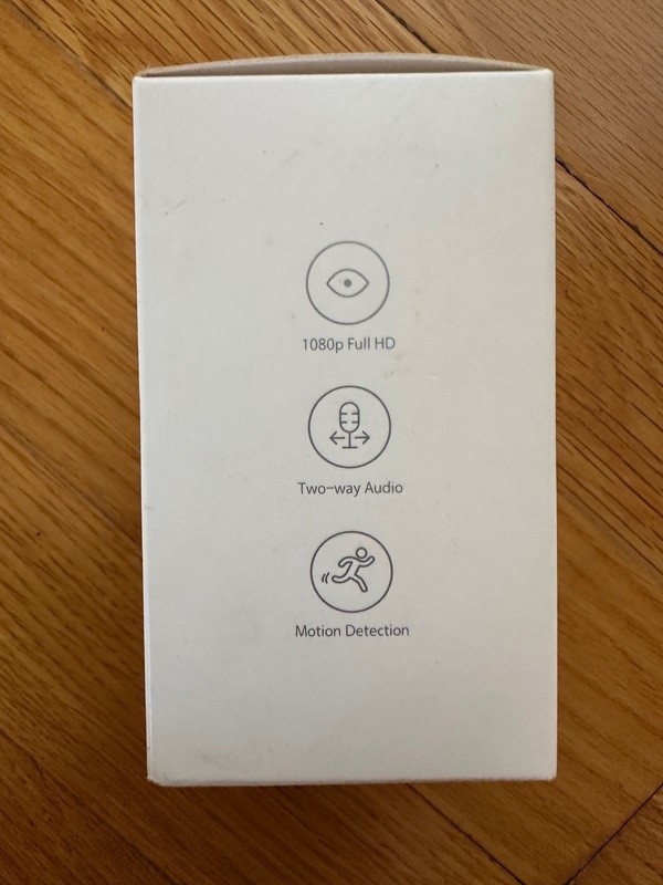 Wyze Cam V2 HD Indoor Wireless Smart Home Security Camera (WYZEC2) + Accessories gallery