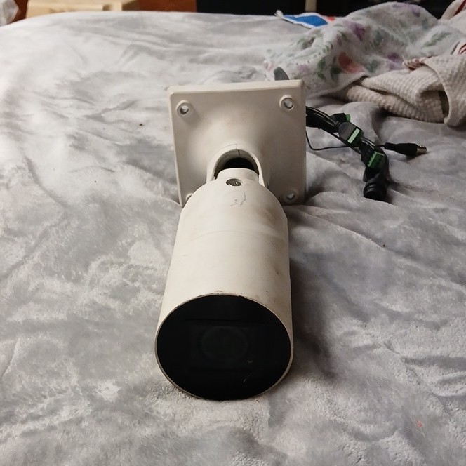 Samsara SC21 Bullet IP/Network Security Camera Wired White Indoor Outdoor gallery